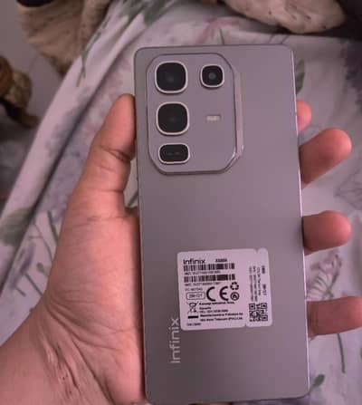 Infinite Note. 50 pro 12+12 256 GB