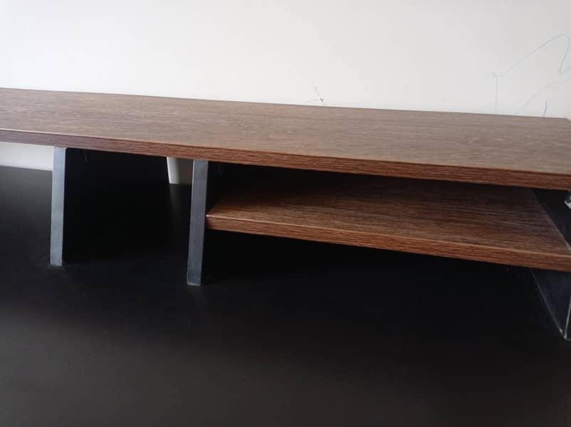High Quality Computer/Gaming Table 7