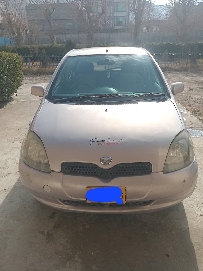 Vitz 2001 10