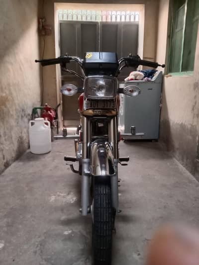 Honda 125s golden edition 125 self start