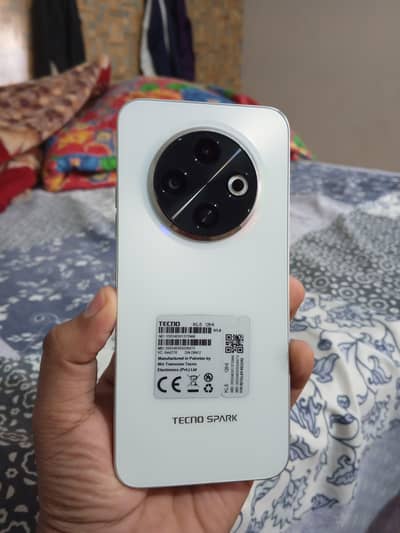 Spark 30c full box 11 month warranty