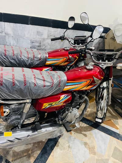 Honda CG125 2026 model first prtrol apna haat sa daloga