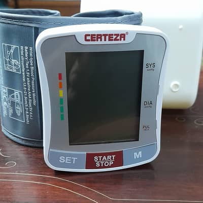 Blood pressure Monitor