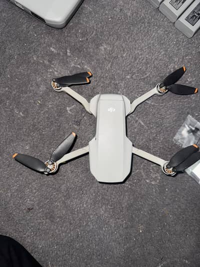 DJI MINI 2 Fly More