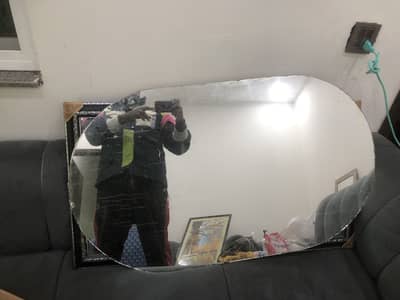 Used mirror in a very good condition