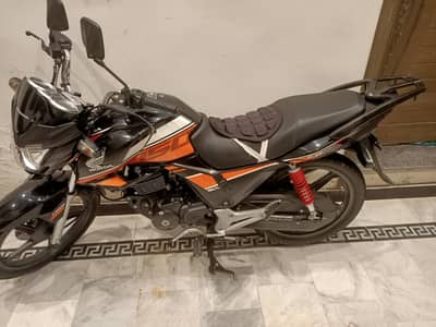 Selling Honda CB 150 F