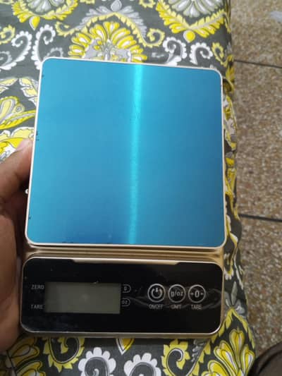 Electronic kitchen scale