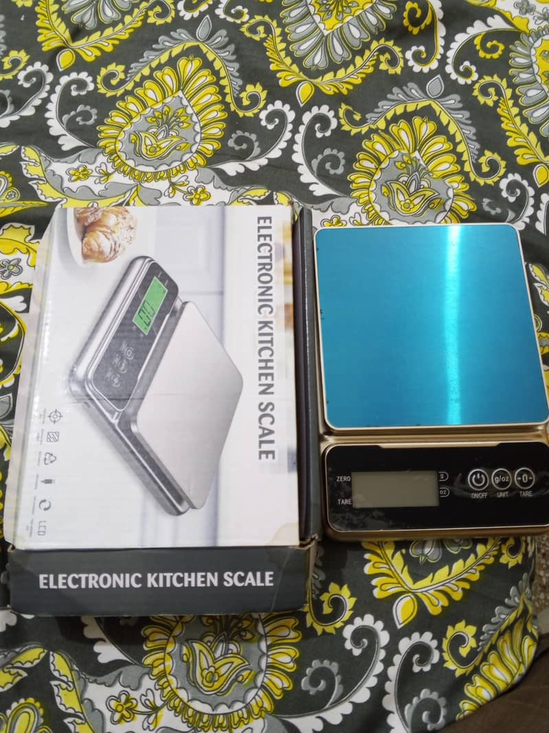 Electronic kitchen scale 3