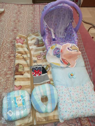 baby carry chair and newborn baby bedding