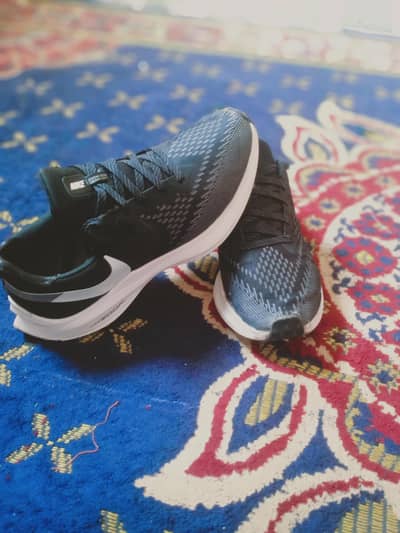 Nike shoe AQ7497-001