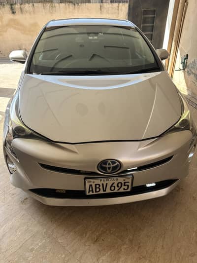 Toyota Prius 1.8 Hybrid 2017/2021 Punjab Register First Onwer