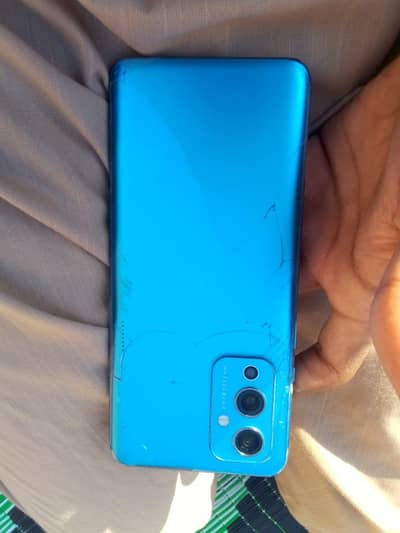 oneplus9 urgent sale or exchange possible with iphone & google pixel