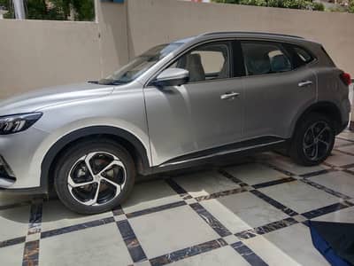 MG HS PHEV  full option unregistered brand new Shoroom sai ghar aya ha