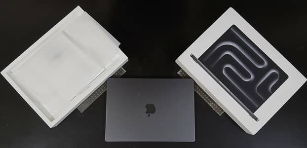 Macbook Pro M3, 14", (18/512) Complete Box