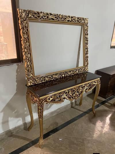 Console with base and Frame