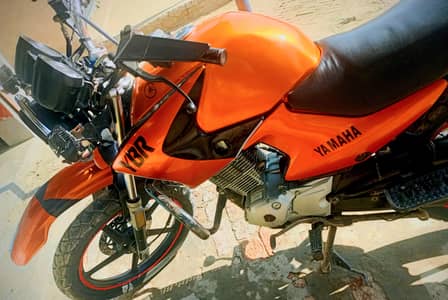 Yamaha YBR G 125
