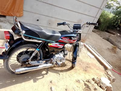 10 ma se 9 sab Kuch sai hai achi hai Kam Kuch be nhii hai