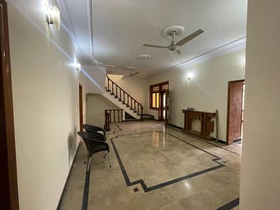 FOR RENT 3 Bedroom Renovated Upper portion Available in I-8/3