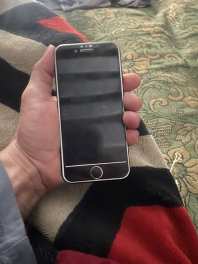 iPhone 7 like new bypas koi fult nhi