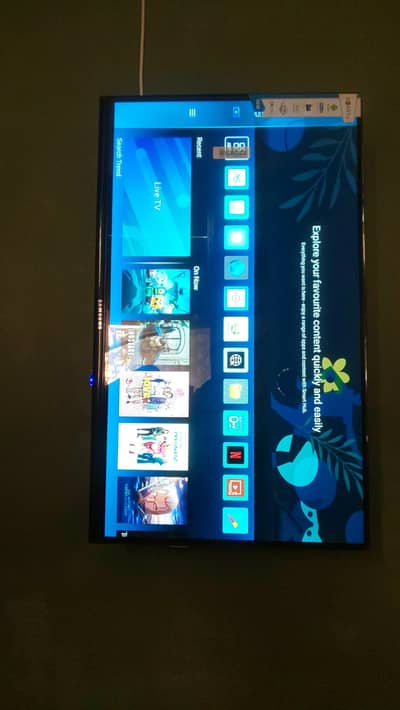 smart led tv for sale 10/10 condition 1 years service warranty with 