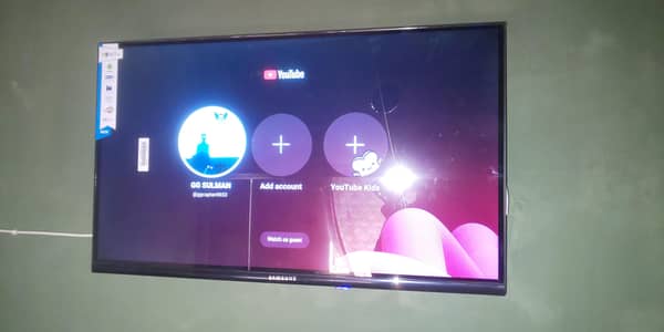 smart led tv for sale 10/10 condition 1 years service warranty with