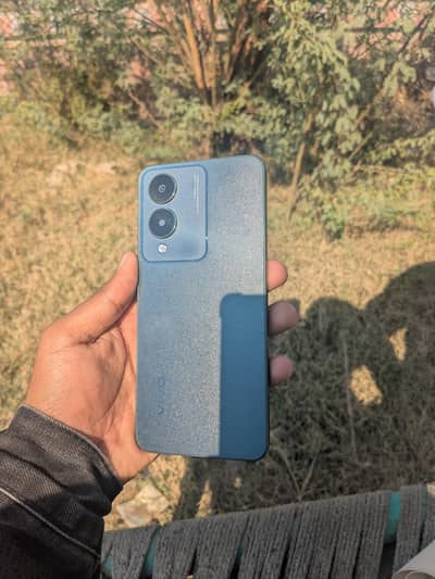 Vivo Y17