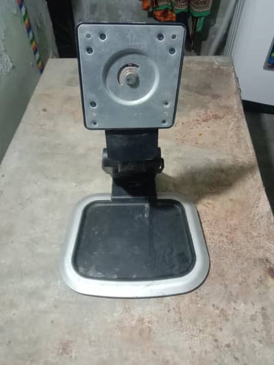 HP LCD stand