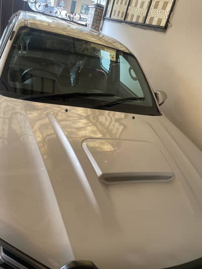 Hilux vigo uplifted into Rocco hilux