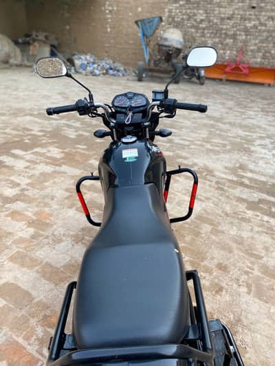 Suzuki GR 150 Totally Genuine