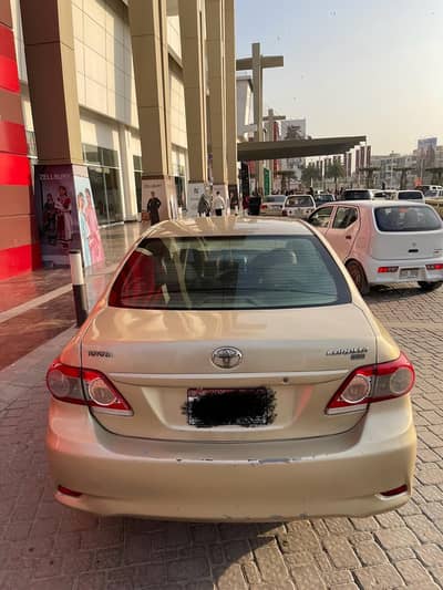 Toyota corolla gli 2011