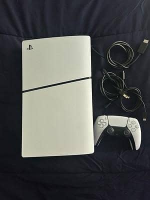 sony Ps5 slim disc edition 1tb just few times used 10/0