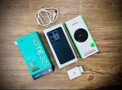 Complete accessories and 10/10 condition