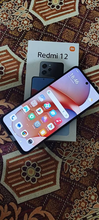 Redmi 12 (8Ram,256GB)