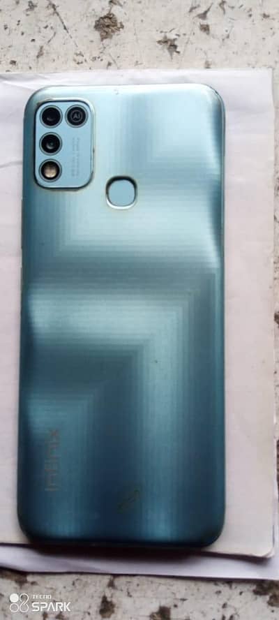 Hot 10 play 4gb ram 64 gb rom