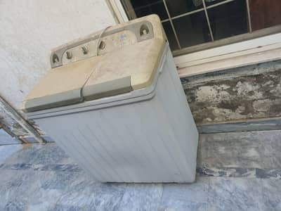 semi automatic washing maching