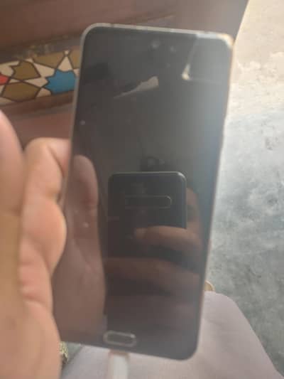 aqous r3 panel damaged (sim is working from 3 years)