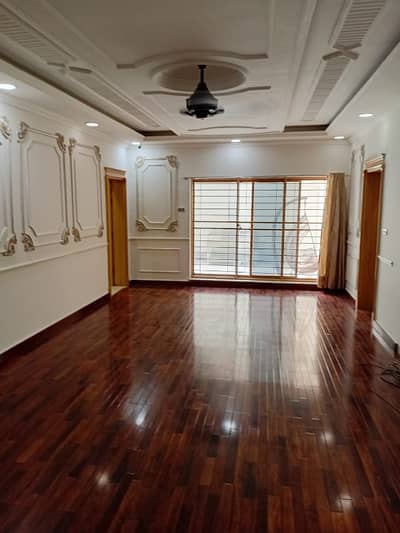 10 Marla beautiful house