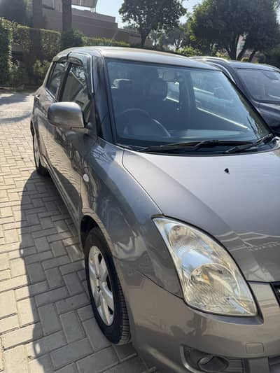 Suzuki swift dlx total original