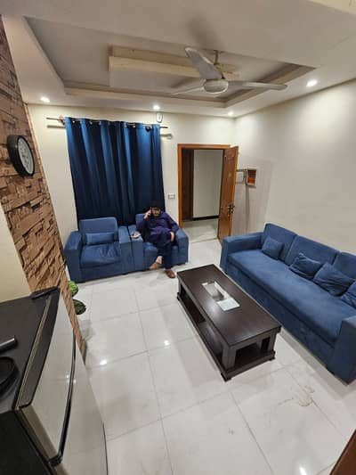 E-11/4 1bed full luxury furnished flat available for rent in e11 Islamabad