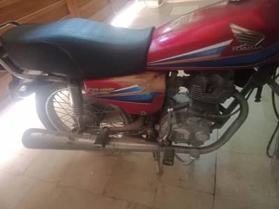 tura bahot Kam hy 2006 model hy or kohat ka number hy