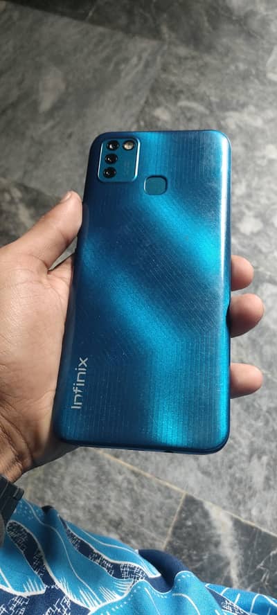 10/ 10 Condition No open no repair with Box charger