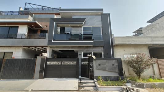 Modern Designed 5 Marla House in ETIHAD TOWN Phase 1