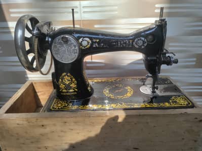 For Sale – Heavy Duty Sewing Machine (KASHISH)