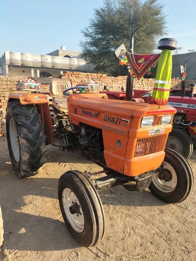 Al Ghazi tractor for sale Madel 2015 13lak 03180629054