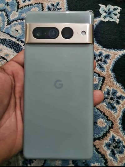 pixal 7 pro 128 gp 10 by 10 with camplite box