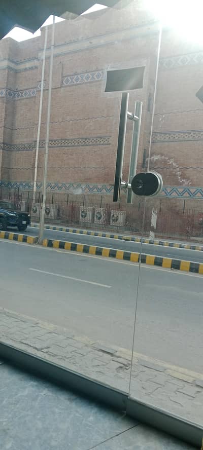 cooking job ki zrorat hy