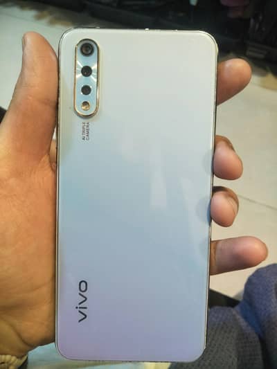 Vivo s1