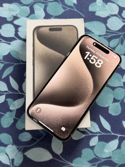I phone 15 Pro / 256 Gb / Natural Titanium