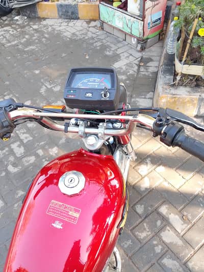 road price 2023 model