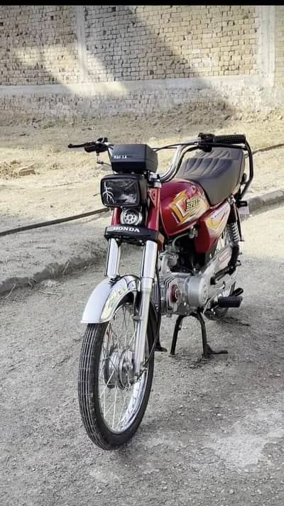 Hi speed model 25 red colour  1100 use kilometre